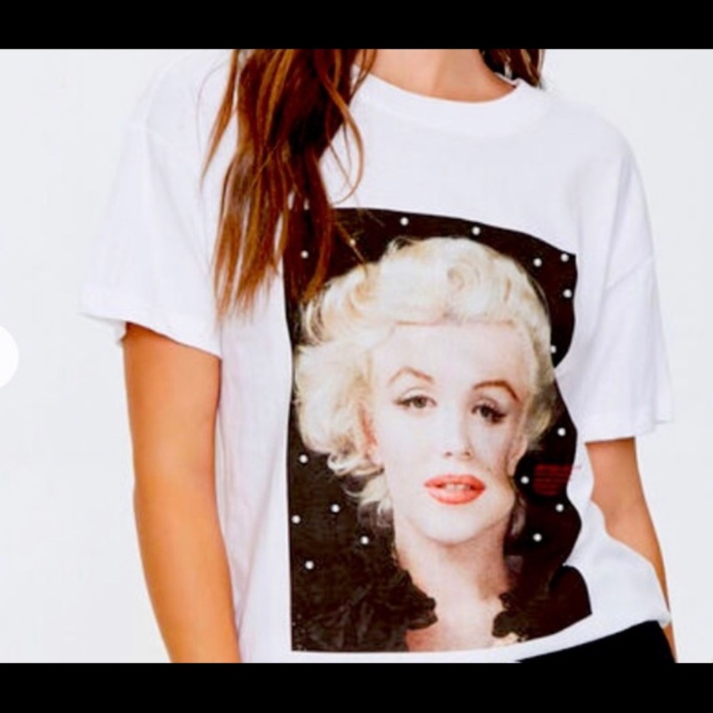 Marilyn Monroe Pearl Shirt Size 0x
